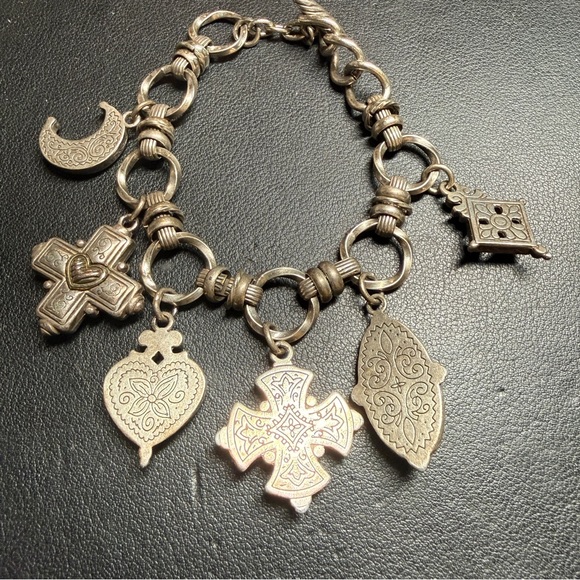 Vintage BRIGHTON Cherish Two-Tone Charm Bracelet Reversible Silver Plate Size 7" - Picture 2 of 11